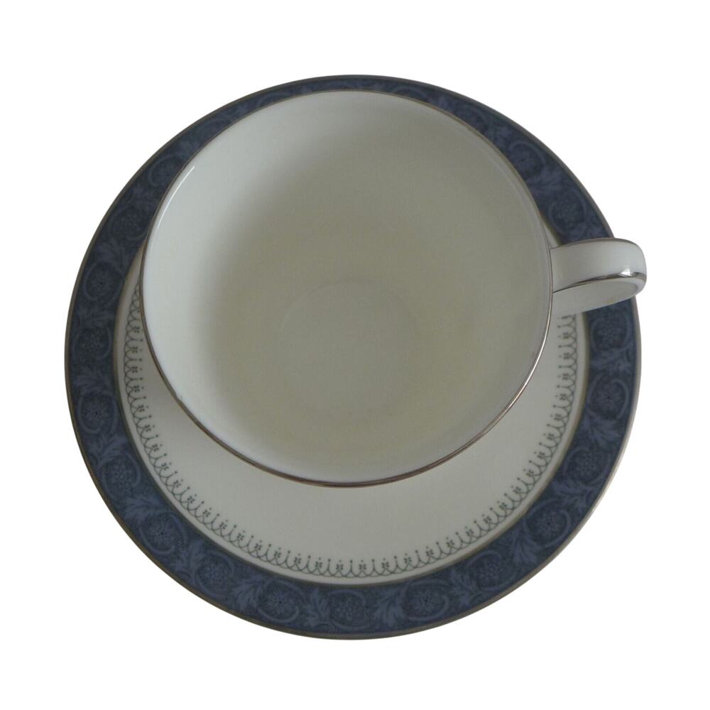 Royal Doulton Sherbrooke Fine China Teacup & Saucer Set - Picture 3 of 6